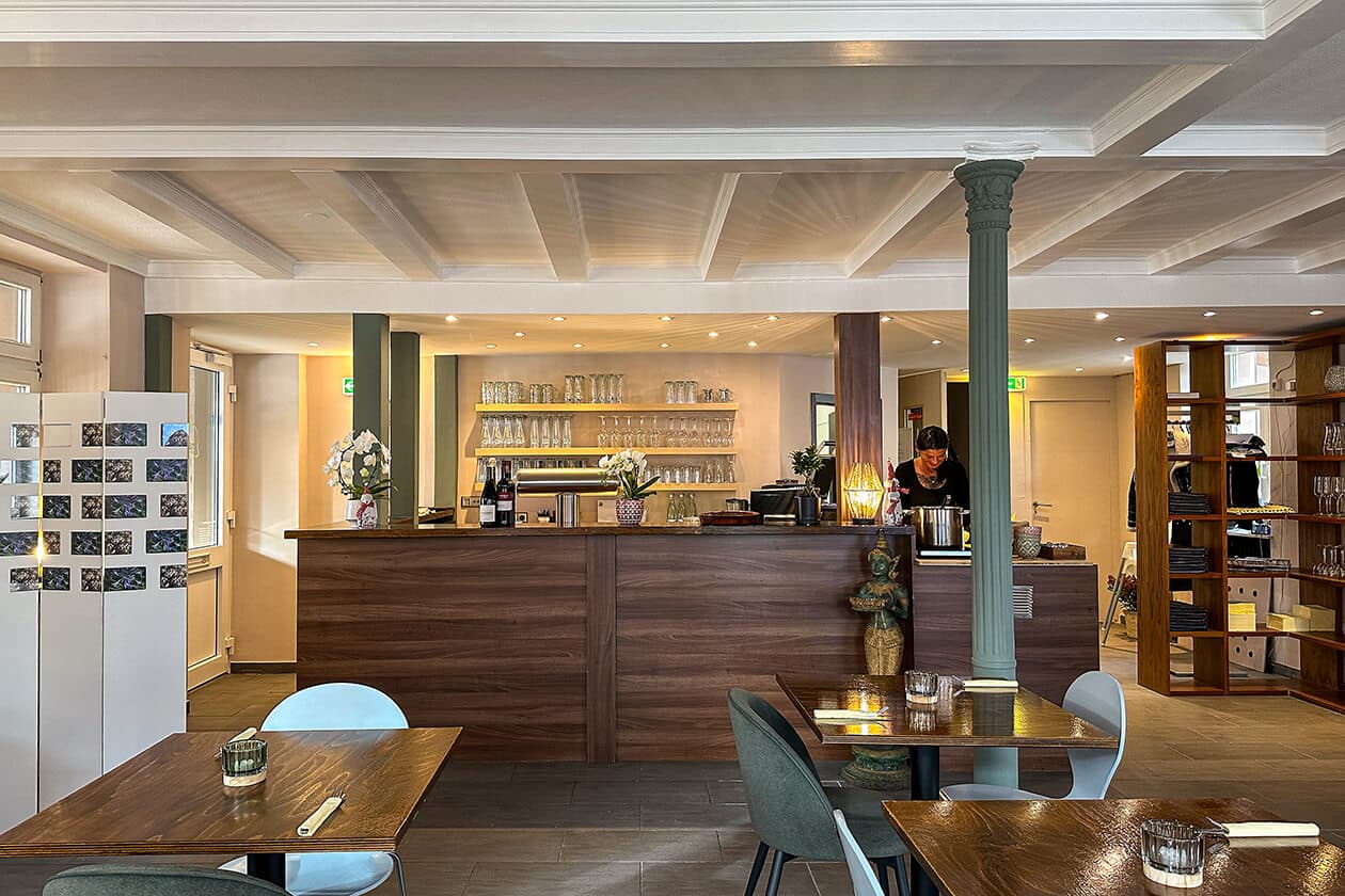 Tisch mit Vorspeisen